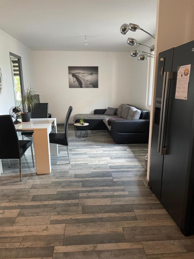 Appartement Rdc Calme En Hyper Centre-Ville Digoin Eksteriør billede